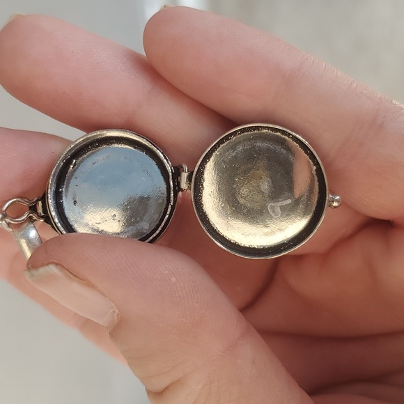 New Iron Tiger Eye Silver Poison Locket Pendant. - Picture 6 of 8